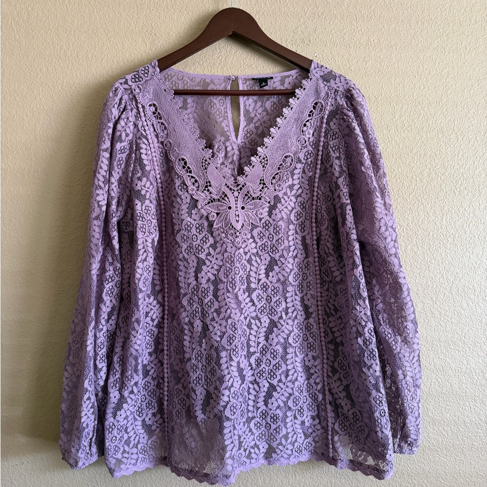 Torrid Lace V-Neck Lavender Long Sleeve Blouse Size 2